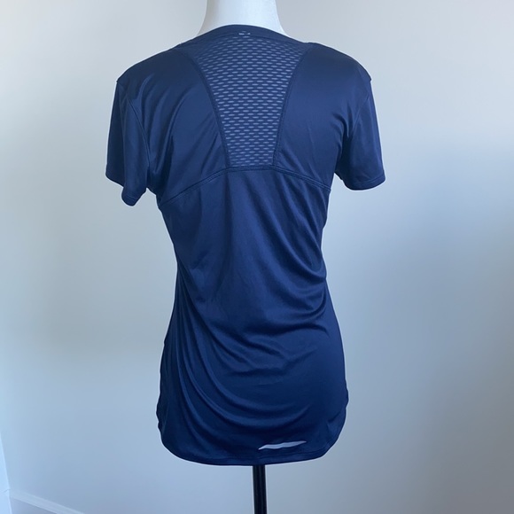 Under Armour Heatgear Short Sleeve - Size S - Picture 3 of 4